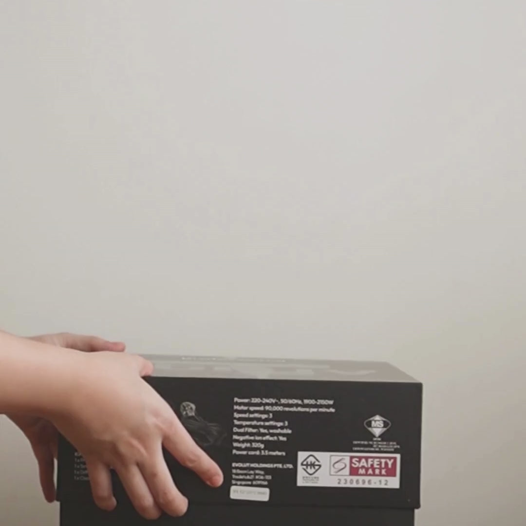 1 Hairdryer + 3 hair pods sample